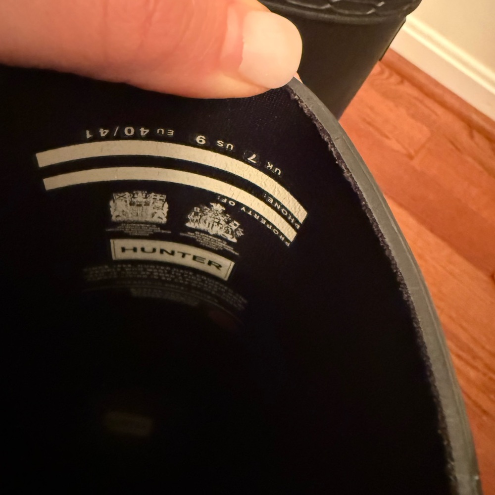 Hunter Classic Black Rain Boots - Picture 4 of 4